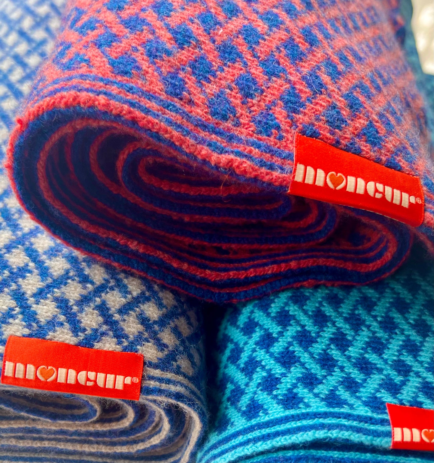 Moncur Knitwear Supersoft Wool Celtic Cosy Blanket Wrap.