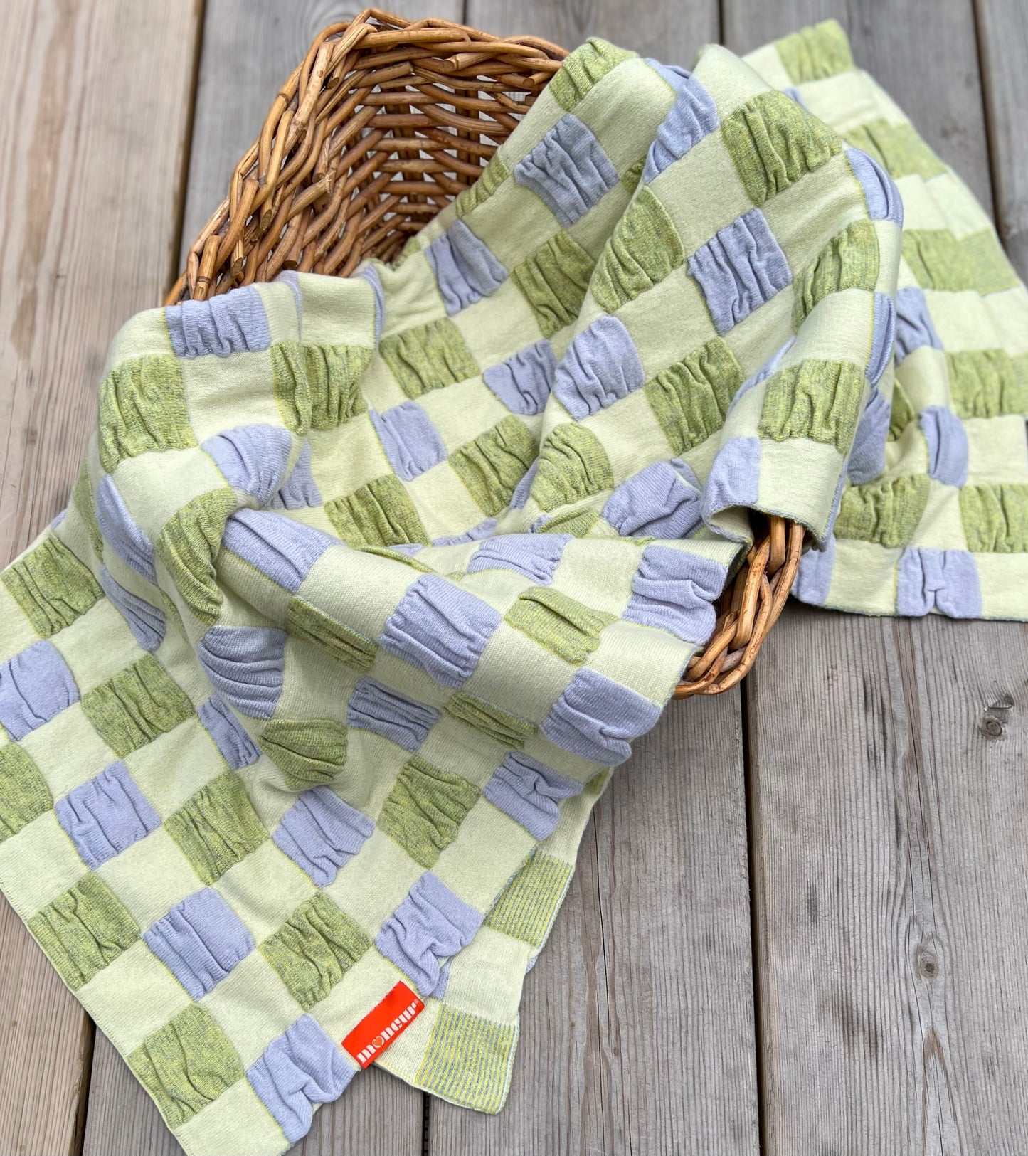 Luxurious Cashmere Pucker Up Textured Blanket