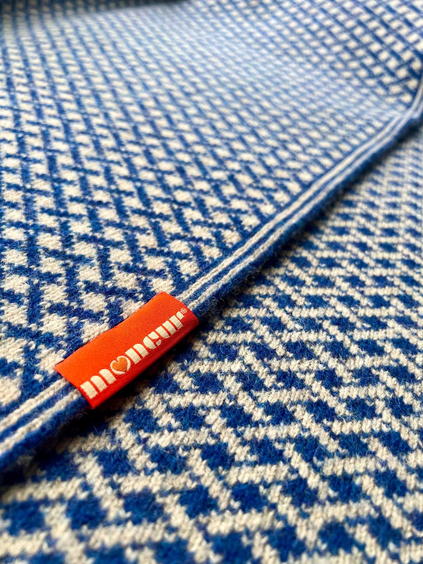 Moncur Knitwear Supersoft Wool Celtic Cosy Blanket Wrap.
