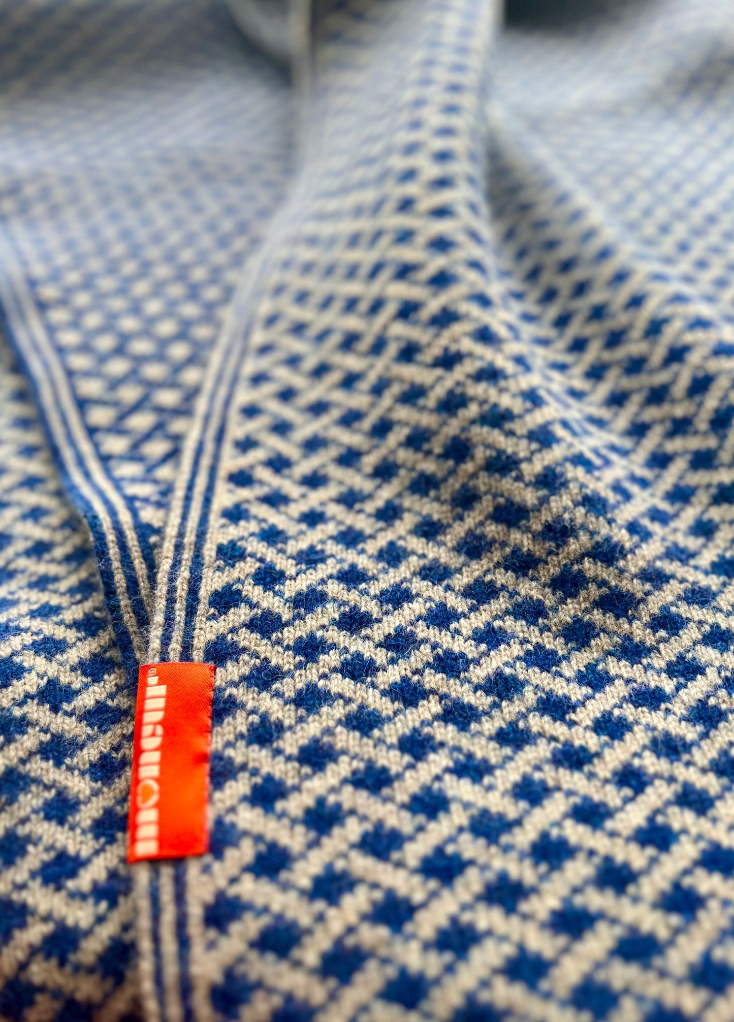 Moncur Knitwear Supersoft Wool Celtic Cosy Blanket Wrap.