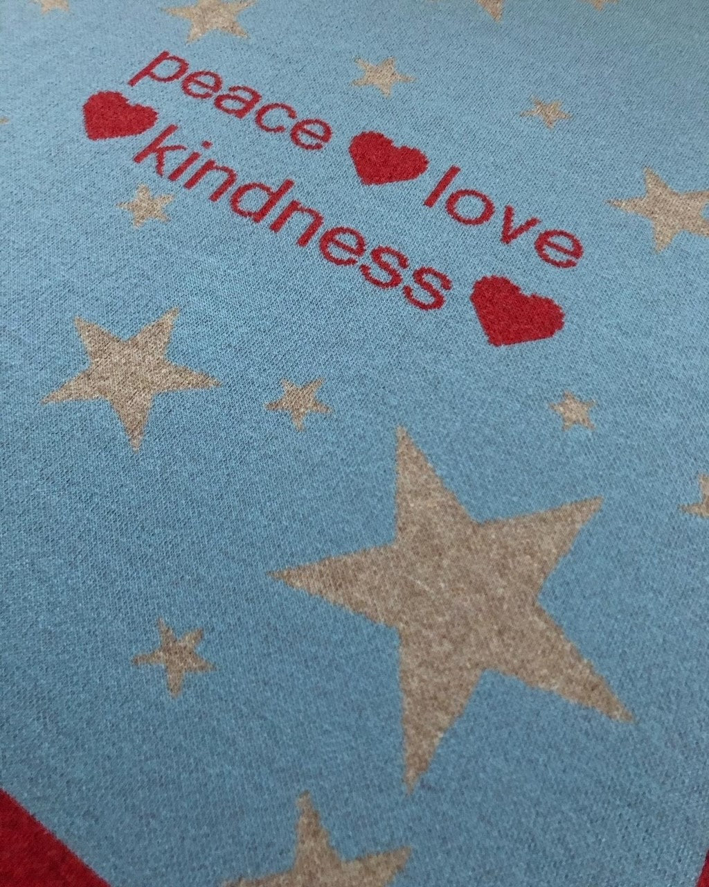 Moncur Knitwear Scottish 'Wee Star' beautifully soft and contemporary Lambswool Baby Blanket. Made in Scotland