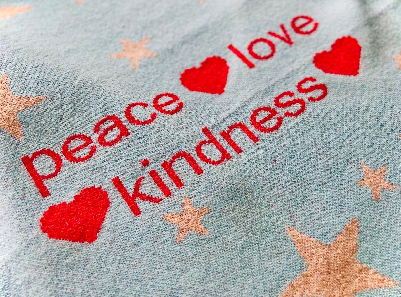 Moncur Knitwear Scottish 'Wee Star' beautifully soft and contemporary Lambswool Baby Blanket. Made in Scotland