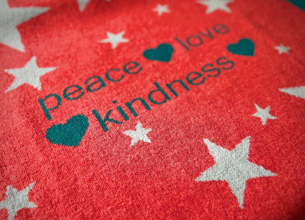 Moncur Knitwear Scottish 'Wee Star' beautifully soft and contemporary Lambswool Baby Blanket. Made in Scotland
