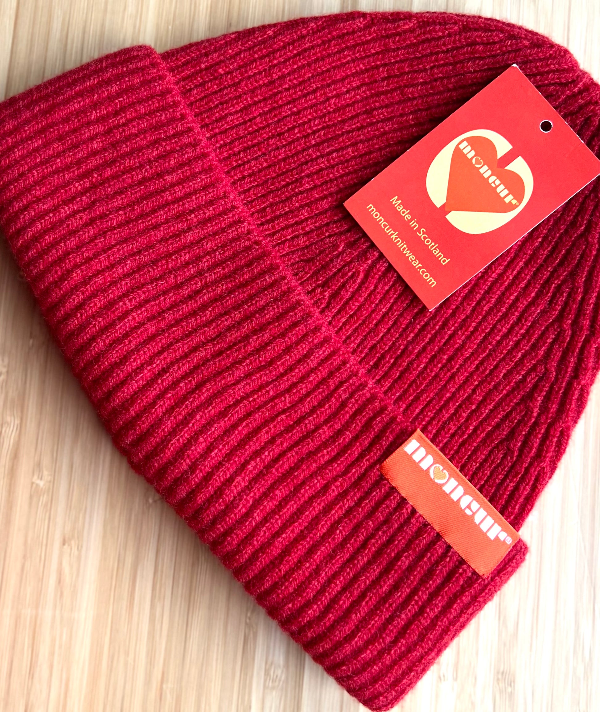 luxurious and soft poppy red lambswool hat 